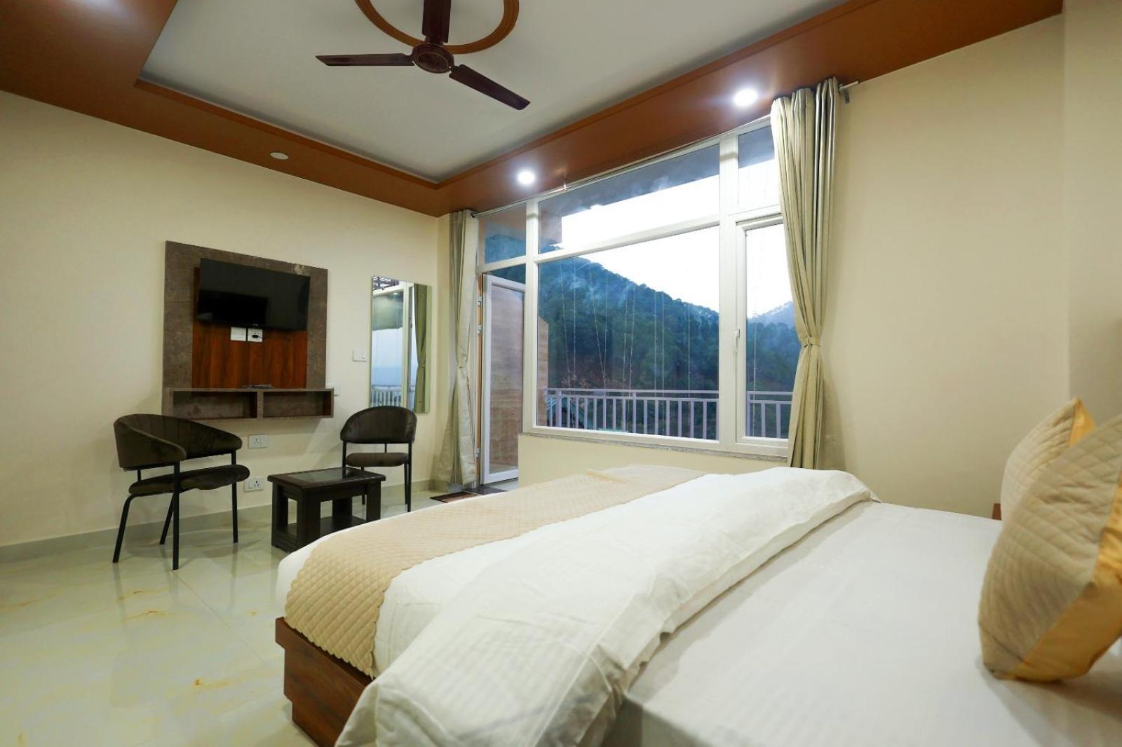 Mountain Shadow Hotel Kasauli Ngoại thất bức ảnh