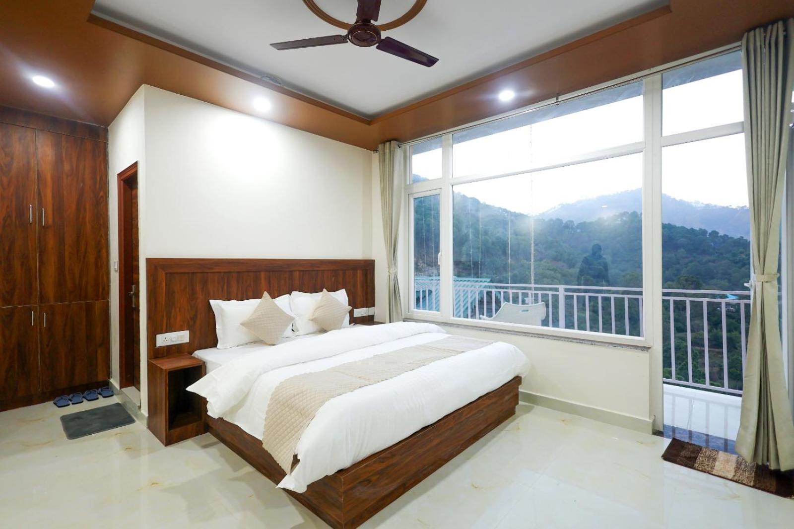 Mountain Shadow Hotel Kasauli Ngoại thất bức ảnh